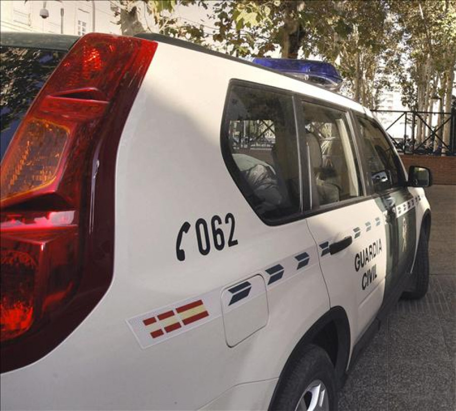 Hallan el cadáver de un joven magrebí entre las rocas de una playa de Ceuta