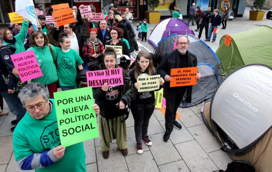 Otra familia con hijos menores se enfrenta a un nuevo desahucio en Vigo