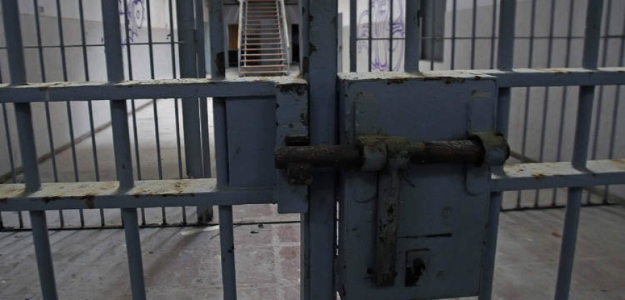 La cárcel de A Lama, en "alerta biológica" por un sobre con polvos dentro