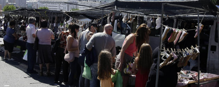 Los vendedores ambulantes piden al Ayuntamiento que les permita celebrar otro mercadillo semanal