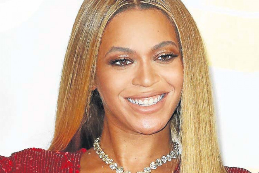 Beyoncé presume de curvas dos meses después de dar a luz