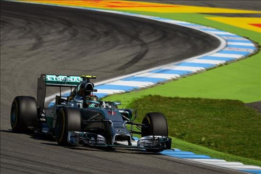 Alonso tercero, por detrás de los Mercedes, en el último libre de Hockenheim