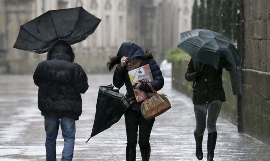 Mal tiempo A Coruña: un nuevo frente golpea con lluvia y viento fuerte