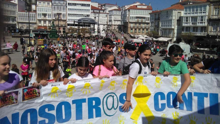 La sustracción de dos huchas del proyecto de Noel causa indignación