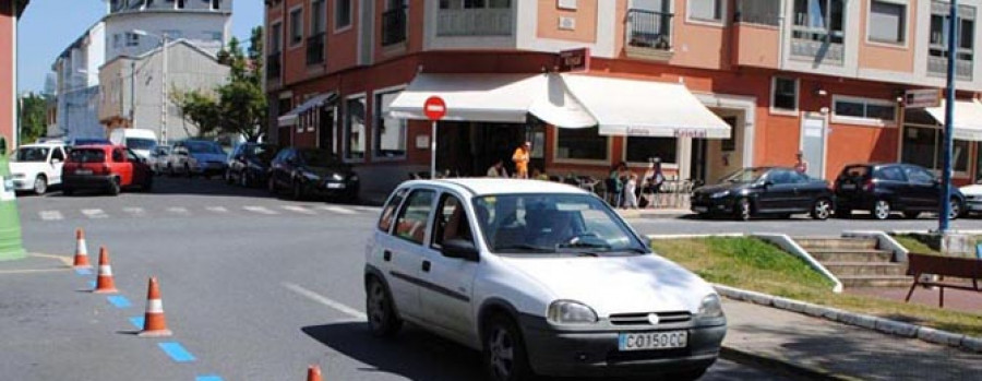 Vilaboa y O Burgo estrenan estacionamientos exprés en las zonas con más tránsito