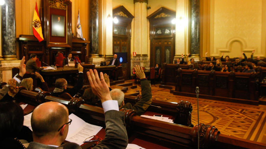 El pleno rechaza el presupuesto e insiste en responsabilizar a la Marea