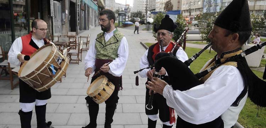 El barrio coruñés de Os Castros recupera mañana sus tradicionales fiestas