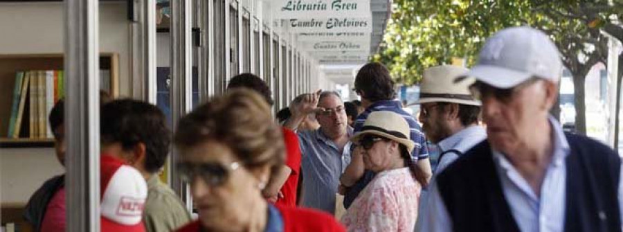 Más de 30 negocios intentarán mejorar las cifras de ventas en la Feira do Libro