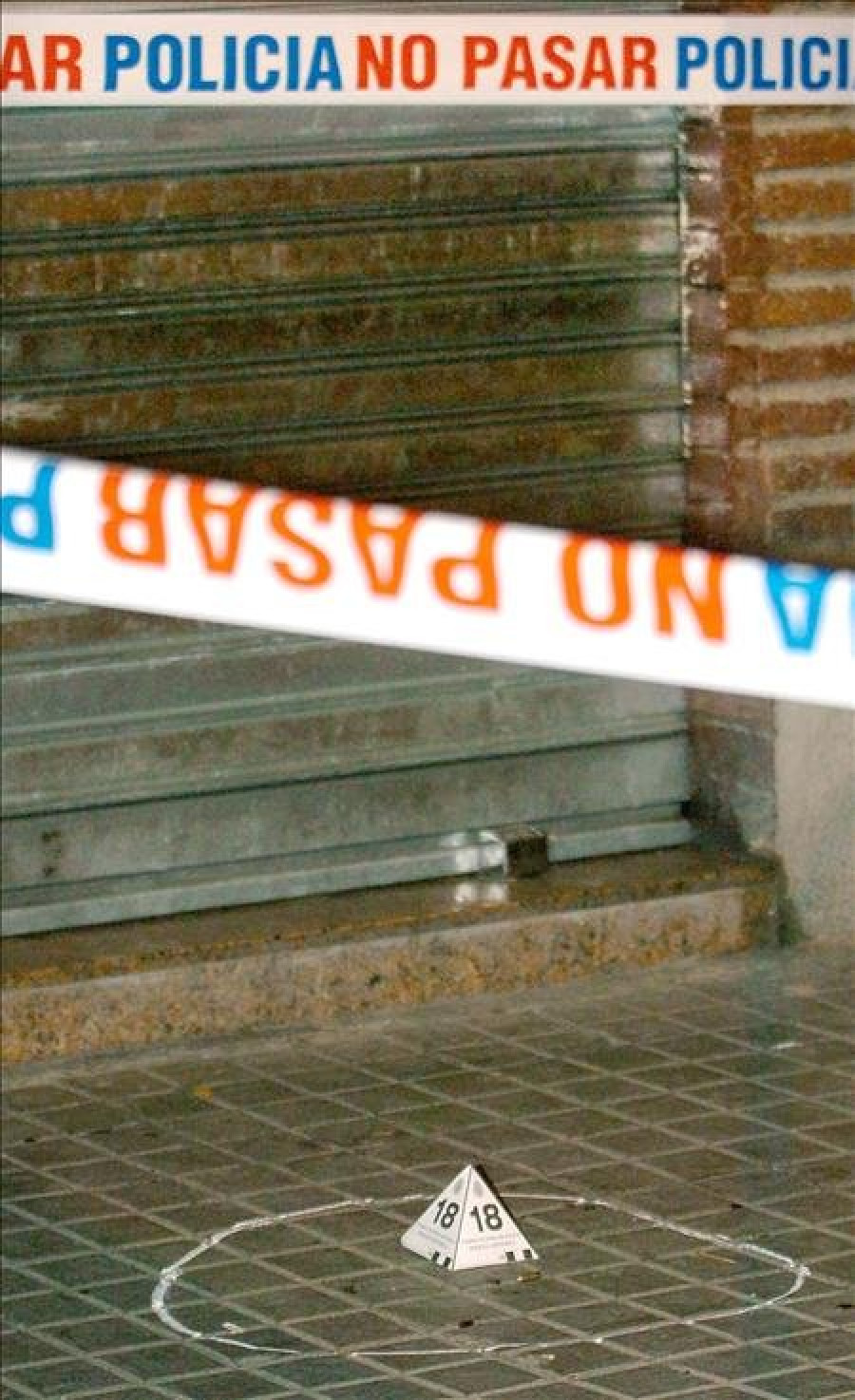 Un hombre dispara en la Rambla de Barcelona y hiere al menos a dos personas