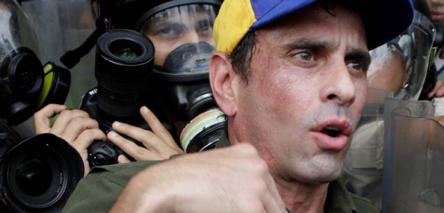 Capriles denuncia la exclusión de su firma en las solicitudes para el referéndum revocatorio