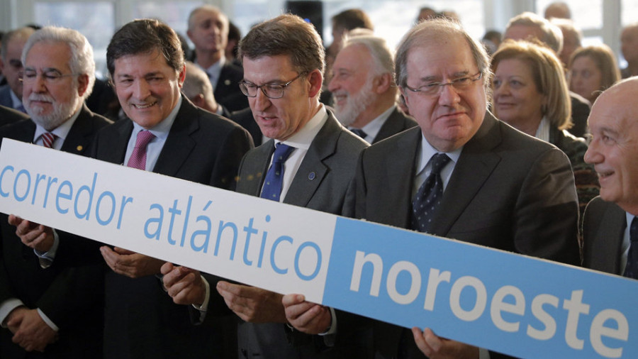 Galicia, Asturias y Castilla y León piden al Gobierno 3.100 millones de euros para el corredor atlántico