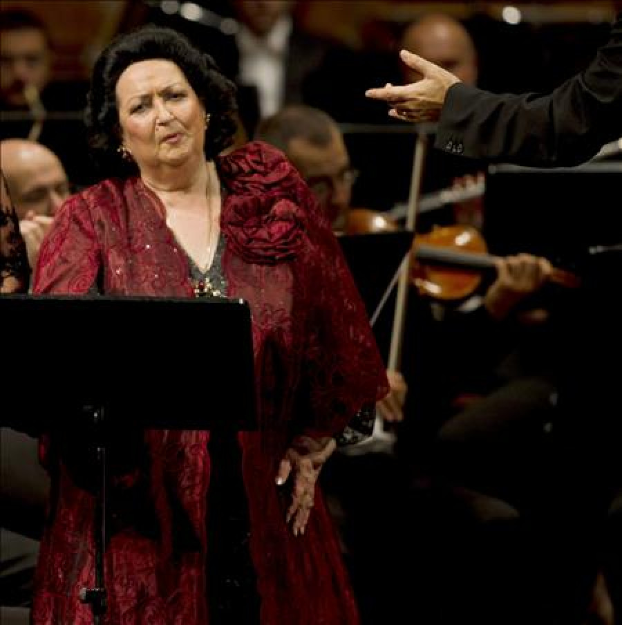 Caballé ingresa en la clínica Teknon para rehabilitar el brazo fracturado