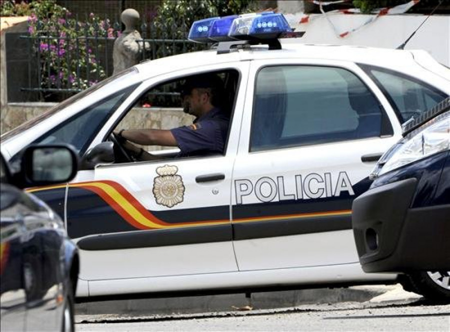 Un joven y un grupo de vecinos salvan a una mujer de una agresión