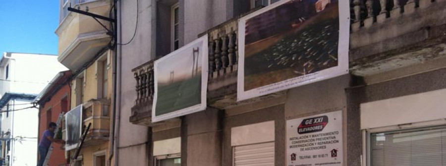 El arte cuelga de los balcones en el barrio sadense de La Tenencia