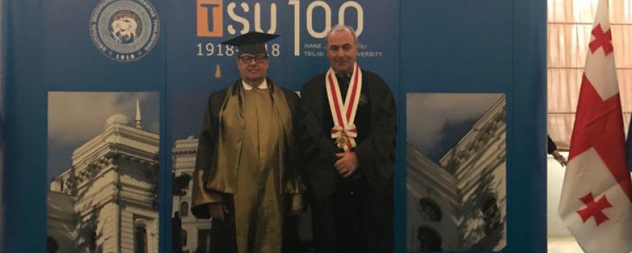 El rector, Julio Abalde, investido Doctor Honoris Causa por la Tbilisi State University