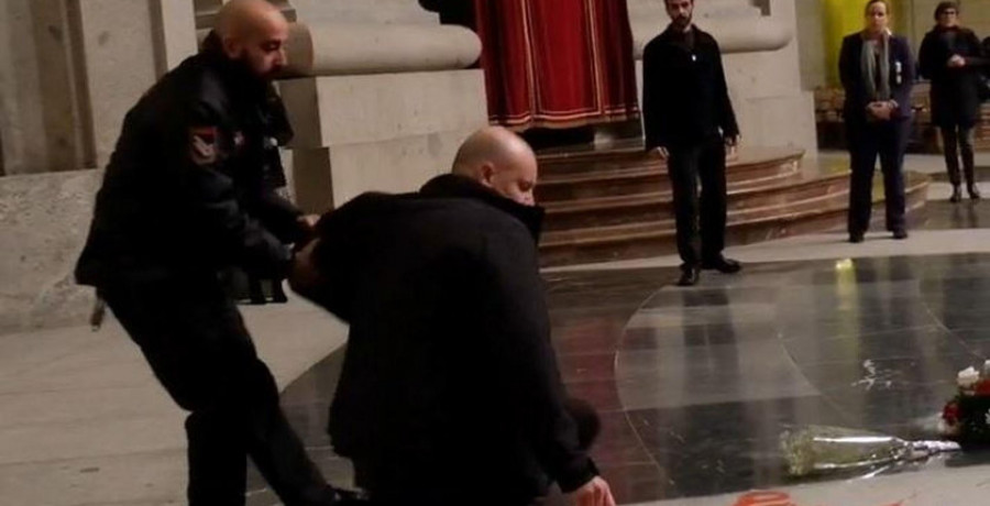 Tenreiro alega que su acción fue  un homenaje a los faltos de libertad
