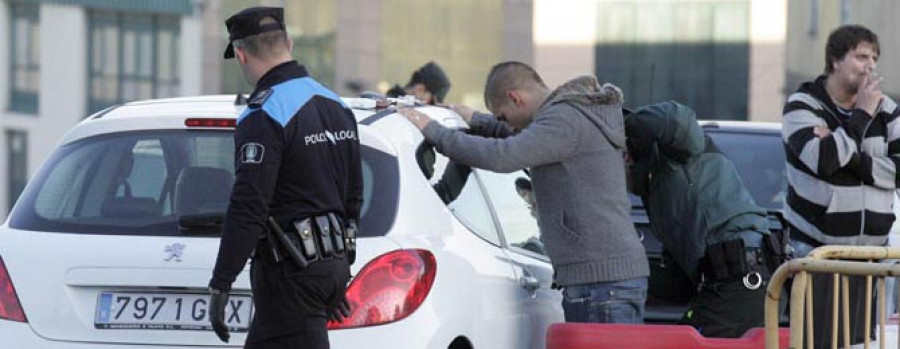 Diez agentes de la Policía Local harán rondas a pie por Meicende todos los días