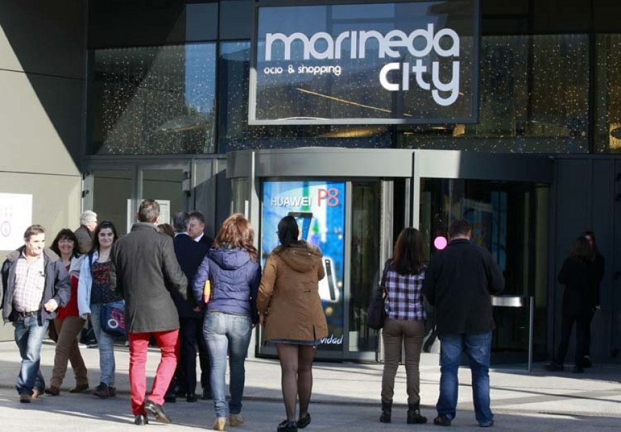 Marineda City sortea 6.000 euros entre sus clientes para ayudarles a afrontar la vuelta al cole