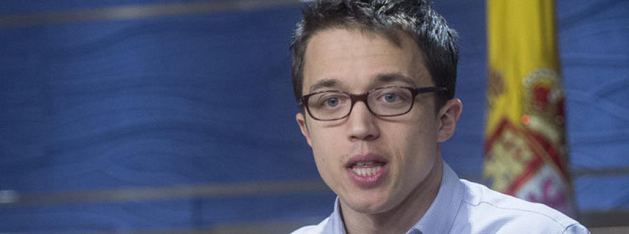 Errejón reconoce que discrepa de la decisión de Iglesias y otros dirigentes cierran filas con él