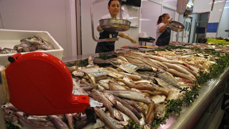 Pescado a domicilio directo de la lonja para no tener que salir de casa