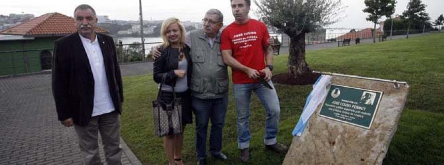 Oleiros rinde homenaje a José Couso dando su nombre a un parque de Perillo