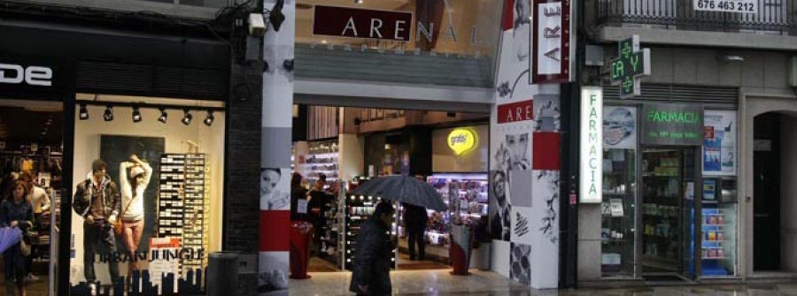 El comercio calcula que A Coruña acabará 2012 con 400 tiendas menos