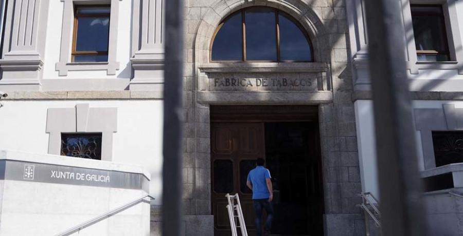 Un libro revela aspectos inéditos sobre la Fábrica de Tabacos