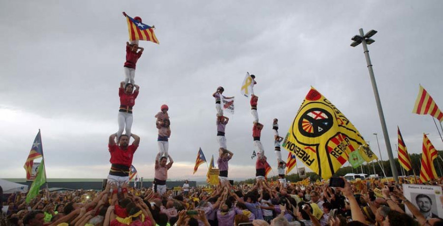 El “sí” a la independencia baja hasta al 46,7% y el “no” alcanza el 44,9%