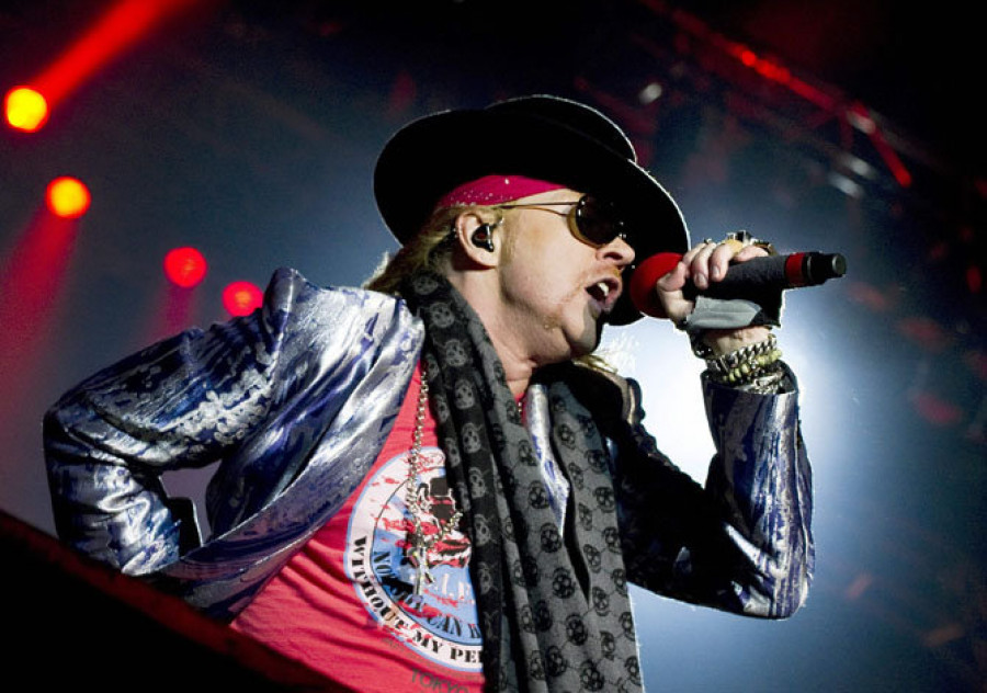El BNG exige explicaciones a Abel Caballero por el "fiasco" del patrocinio de Guns N' Roses y Marea critica la licitación