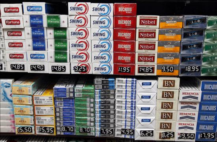 Venta de cigarrillos baja un 11,39 por ciento en 2012, hasta los 2.671 millones de cajetillas