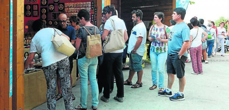 La Mostra da Olería de Buño mantiene las visitas y ventas del pasado año