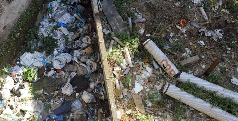 Medio ambiente creará un dispositivo de limpieza de emergencia para los vertederos ilegales