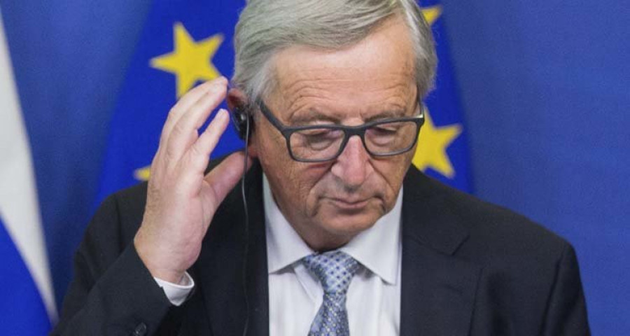 Juncker dudó de la “estabilidad y responsabilidad” 
del negociador británico del Brexit