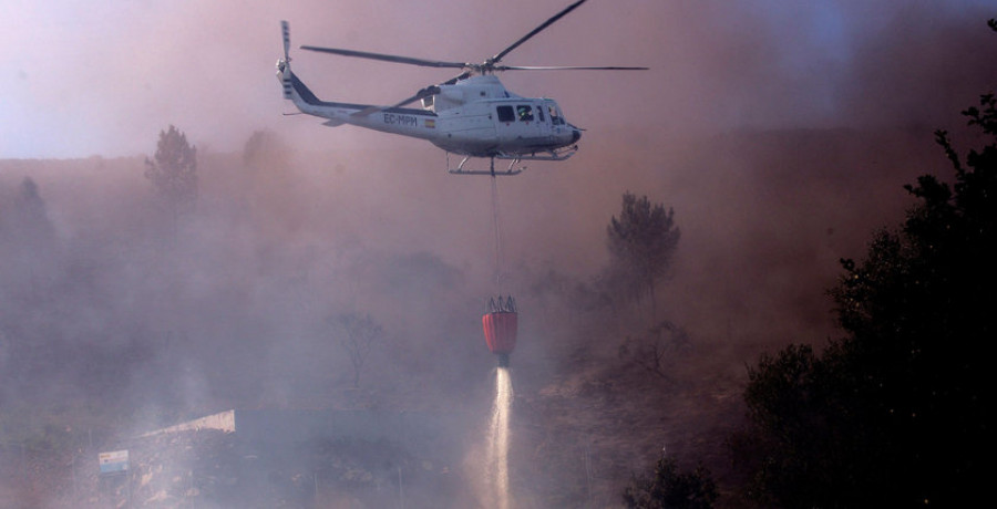 Cuatro incendios en Ourense dejan ya más de 260 hectáreas quemadas