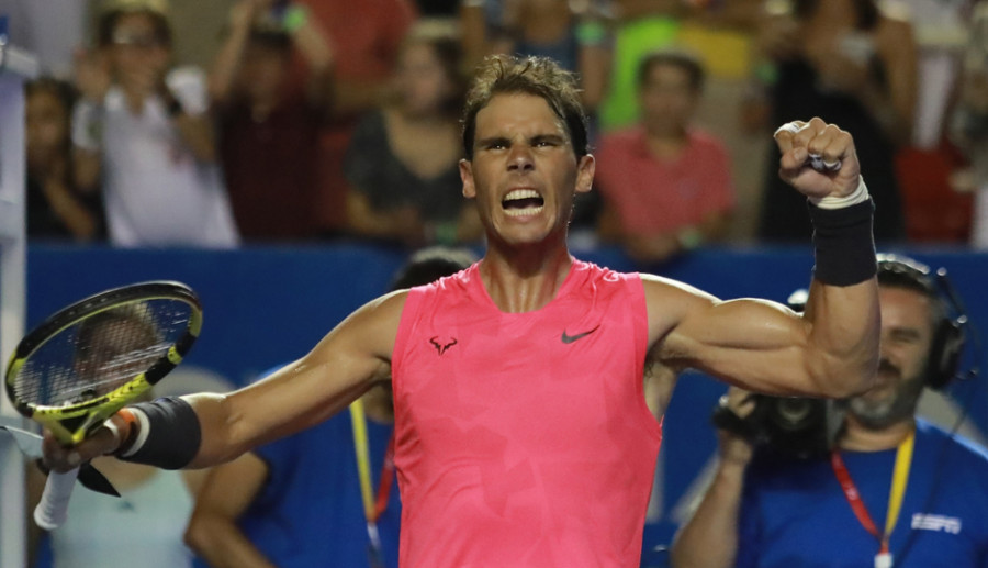 Rafael Nadal también se apunta a coger la consola