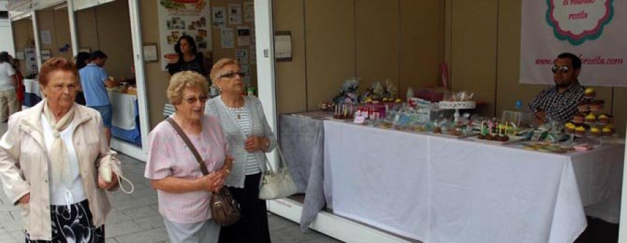 La feria “Made in Galicia” atrae a la ciudad a más de 30 artesanos de todo tipo