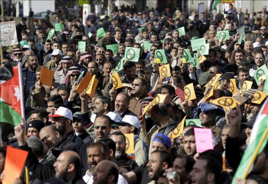 Protestas en Jordania para pedir la renuncia del Gobierno y la reforma de la Constitución