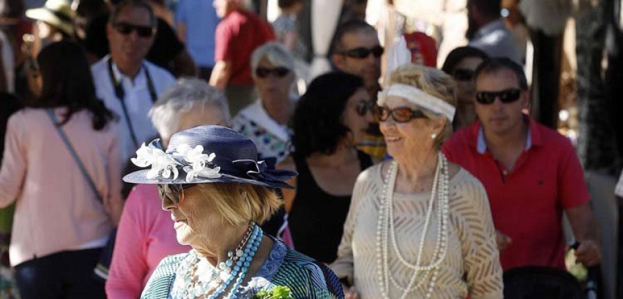 El éxito de la V Feira Modernista de Sada superó todas las expectativas