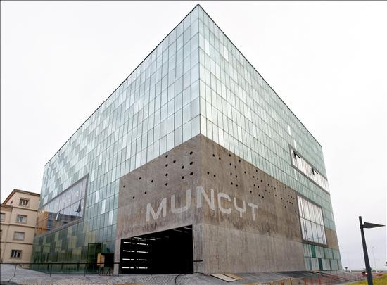 El Muncyt recoge aparatos antiguos para celebrar el Día Mundial de la Radio