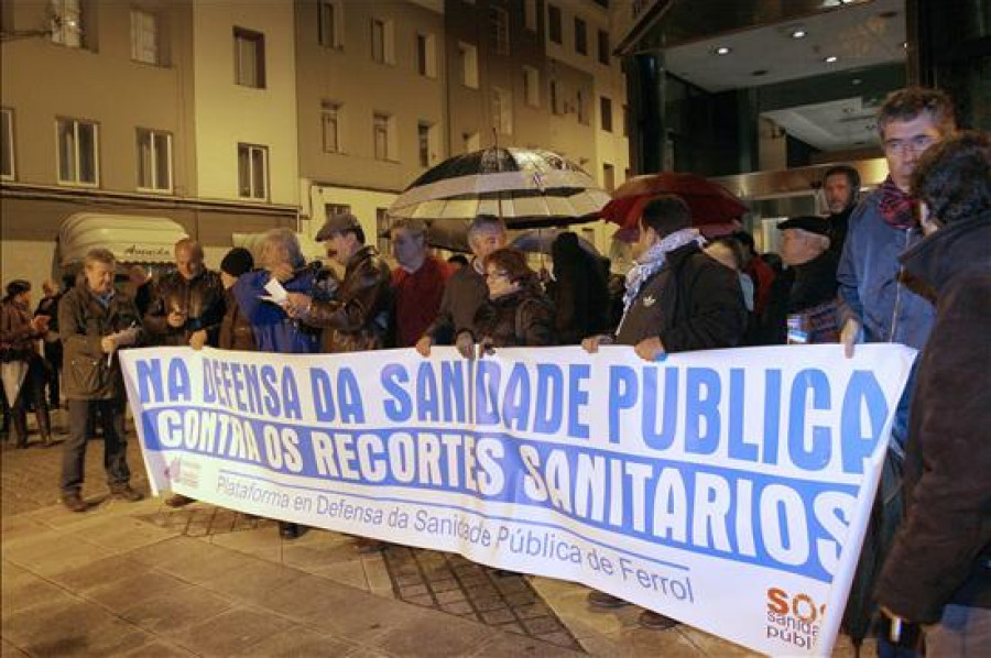 Unas 5.000 personas se manifiestan en Ferrol en defensa de la sanidad pública