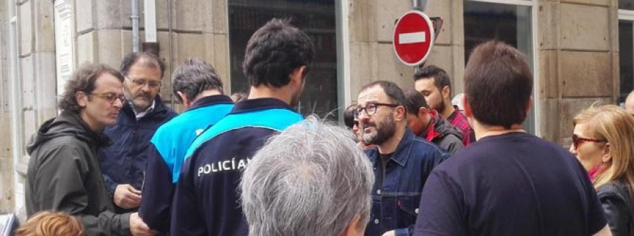 La Policía identifica a Carril por cambiar el nombre de la calle del General Mola