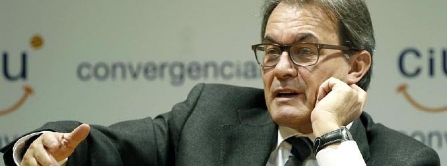 CiU aplaza el debate de unas elecciones plebiscitarias hasta que reciba una respuesta de Rajoy