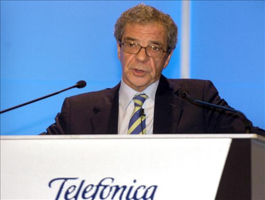 Telefónica gana 4.593 millones de euros en 2013, un 16,9 por ciento más