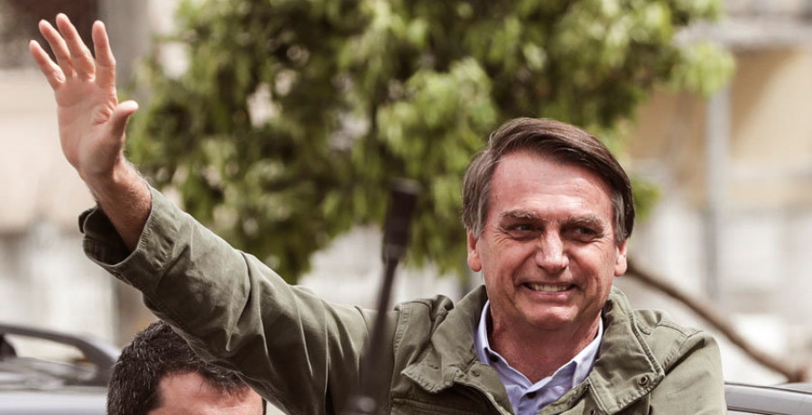 El ultraderechista Bolsonaro gana las elecciones en Brasil