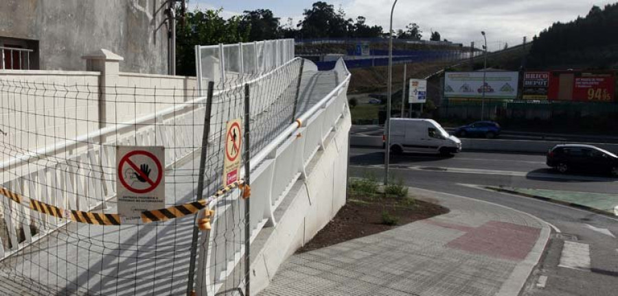 La pasarela peatonal de San Cristóbal se abrirá a principios del próximo mes