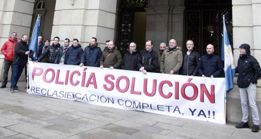 La protesta del 092 obliga a modificar el recorrido del desfile de Carnaval para que no afecte al tráfico
