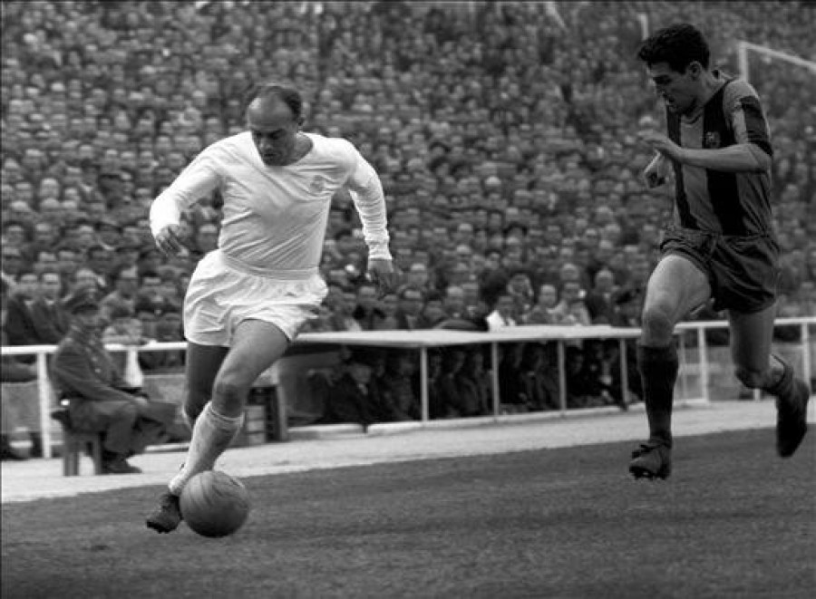 El fallecimiento de Alfredo Di Stéfano conmociona a la prensa española