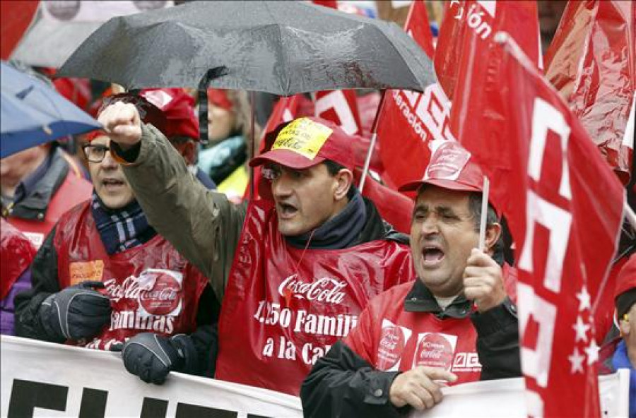 CCOO afirma que Coca-Cola extinguirá forzosamente contratos si no hay acuerdo