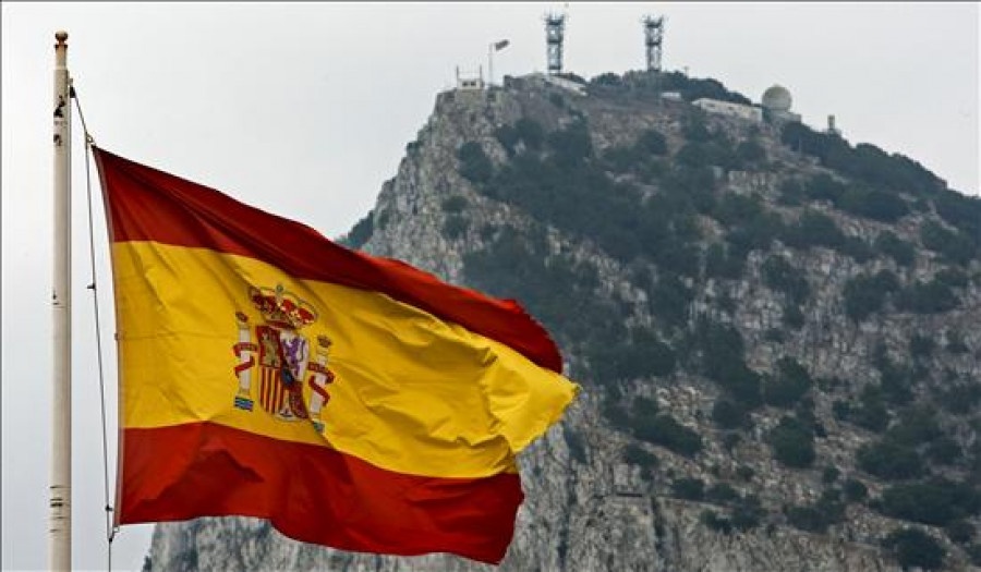 Patrullero español "Centinela" se unirá a flota británica que va a Gibraltar