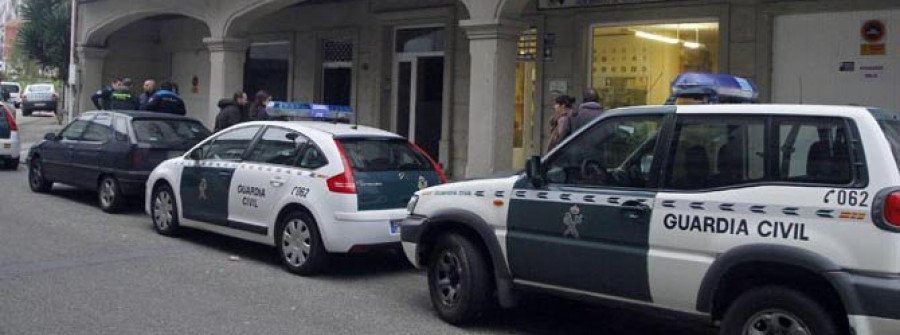 La Guardia Civil investiga una pelea  con un disparo en un piso de Cambados